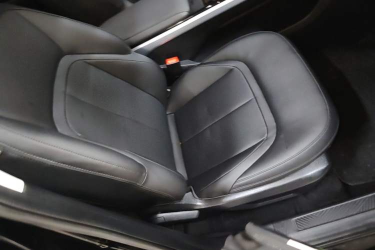 Used Wuling Xingguang 2023 150 Advanced Edition Right Front Seat