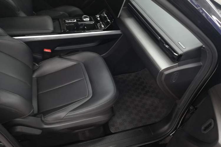 Used Wuling Xingguang 2023 150 Advanced Edition Right Front Seat