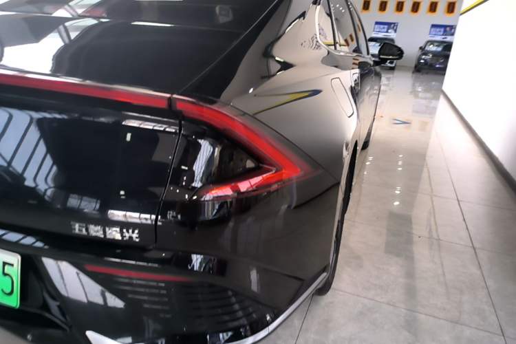 Used Wuling Xingguang 2023 150 Advanced Edition Right Rear Taillight