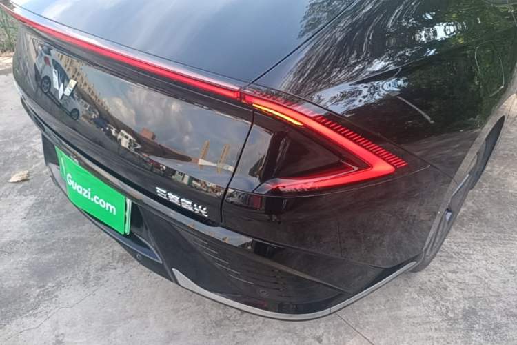 Used Wuling Xingguang 2023 70 Standard Edition Right Rear Taillight
