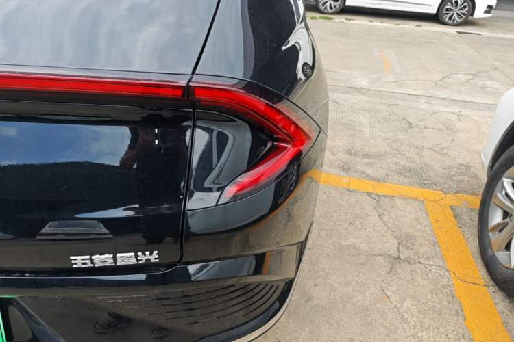 Used Wuling Xingguang 2023 70 Standard Edition Right Rear Taillight