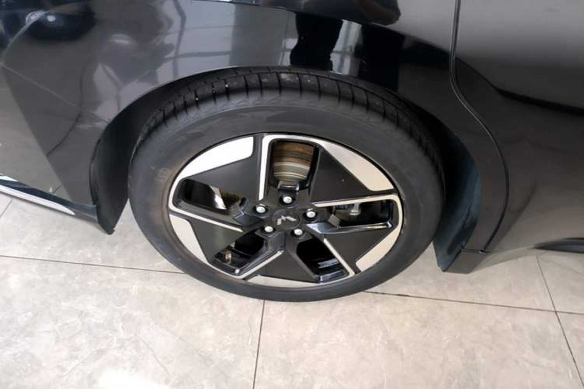 Used Wuling Xingguang 2023 150 Advanced Edition Right Rear Wheel Hub