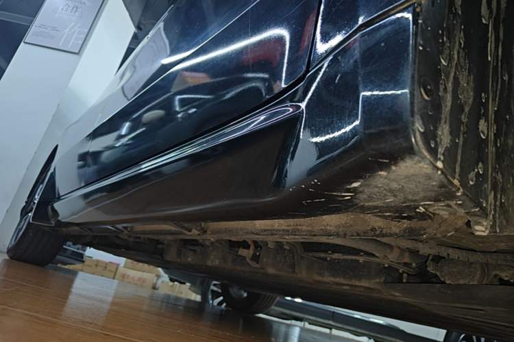 Used Wuling Xingguang 2023 150 Advanced Edition Right Side Sill