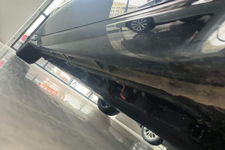 Used Wuling Xingguang 2023 150 Advanced Edition Right Side Sill