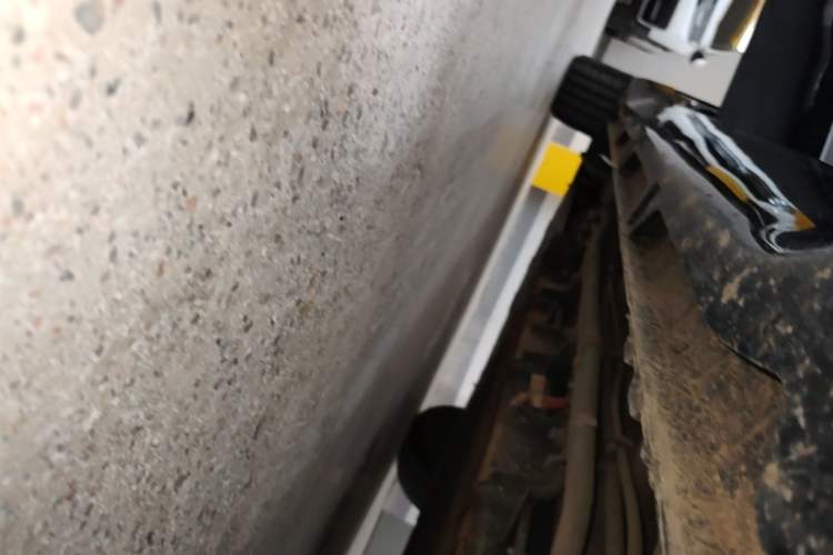 Used Wuling Xingguang 2023 150 Advanced Edition Right Side Sill