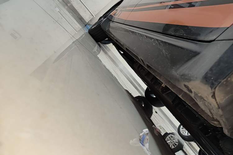 Used Wuling Xingguang 2023 150 Advanced Edition Right Side Sill