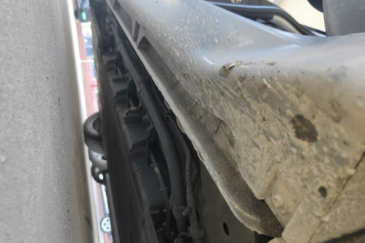 Used Wuling Xingguang 2023 150 Advanced Edition Right Side Sill