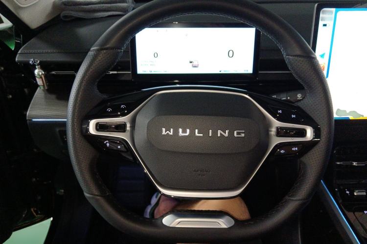 Used Wuling Xingguang 2023 150 Advanced Edition Steering Wheel