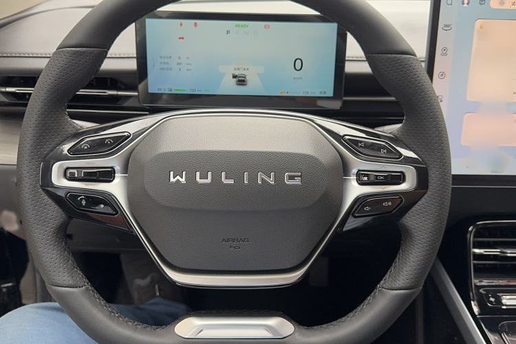 Used Wuling Xingguang 2023 150 Advanced Edition Steering Wheel