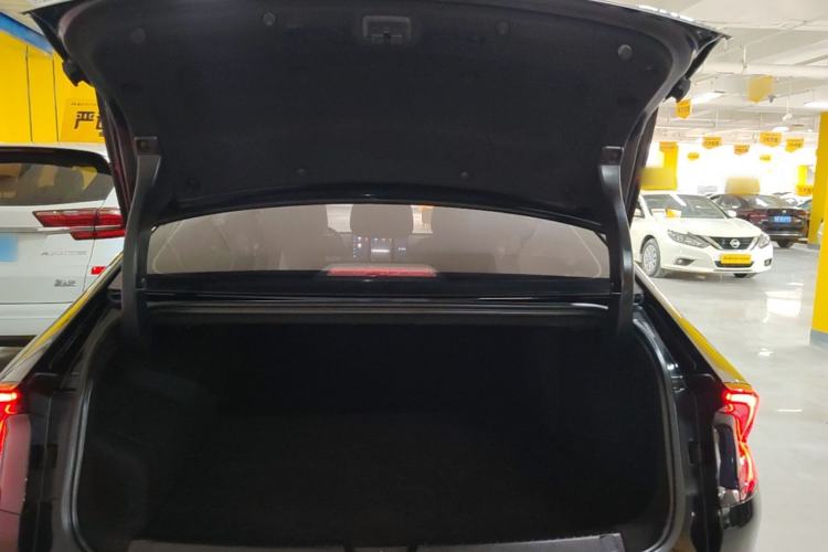 Used Wuling Xingguang 2023 150 Advanced Edition Trunk