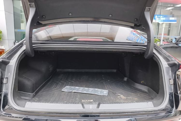 Used Wuling Xingguang 2023 150 Advanced Edition Trunk