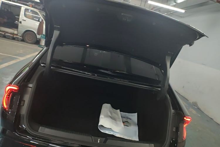 Used Wuling Xingguang 2023 150 Advanced Edition Trunk