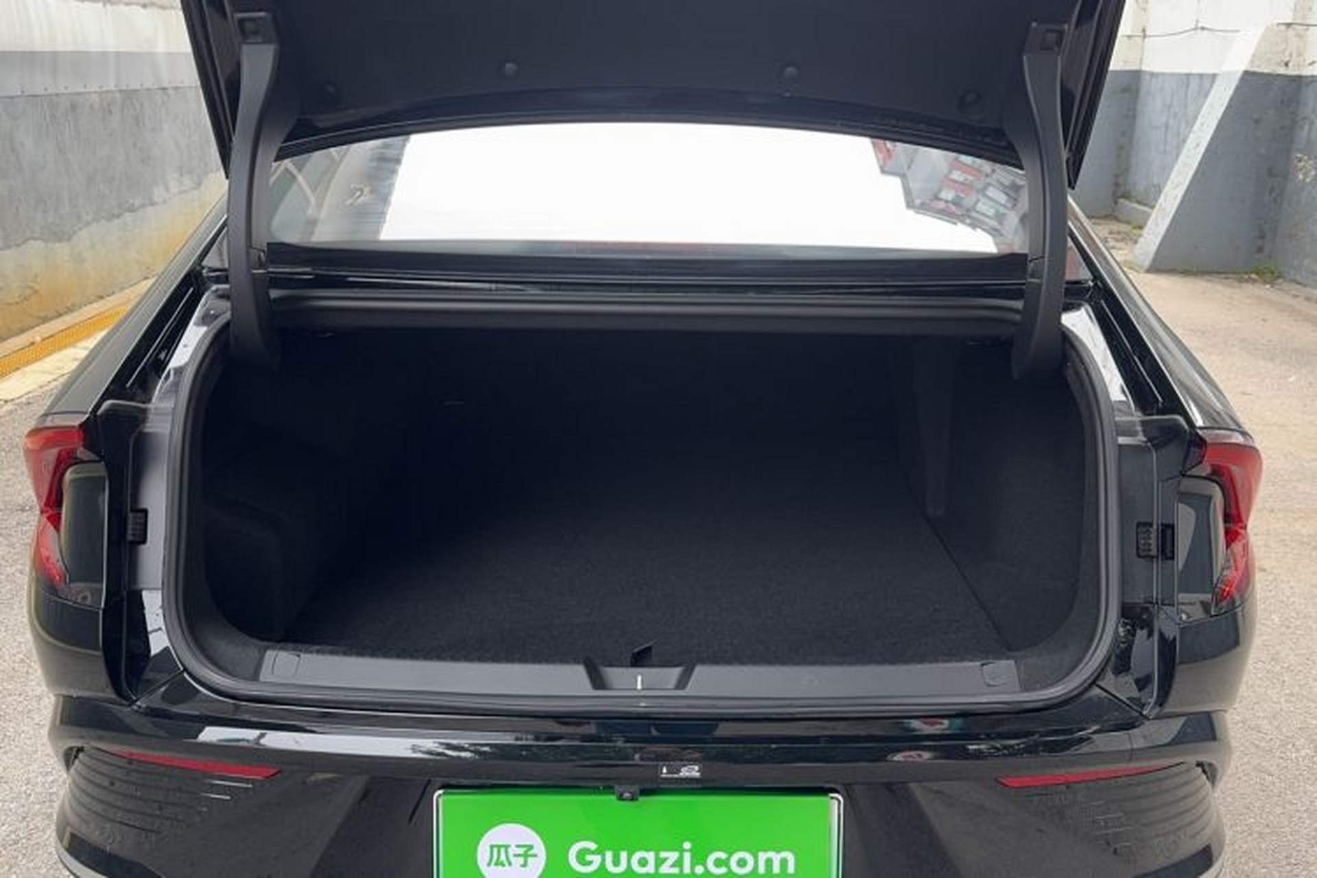 Used Wuling Xingguang 2023 150 Advanced Edition Trunk