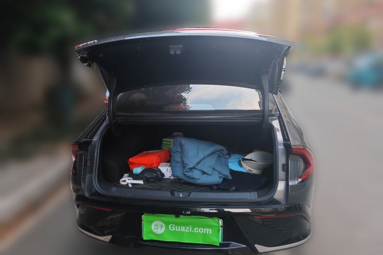 Used Wuling Xingguang 2023 70 Standard Edition Trunk