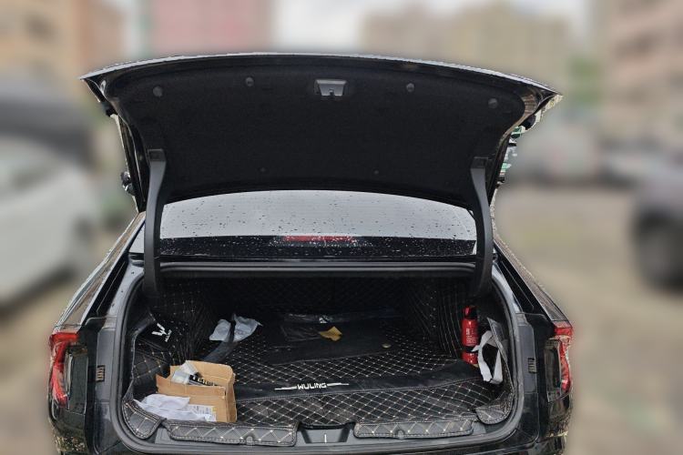 Used Wuling Xingguang 2023 150 Advanced Edition Trunk