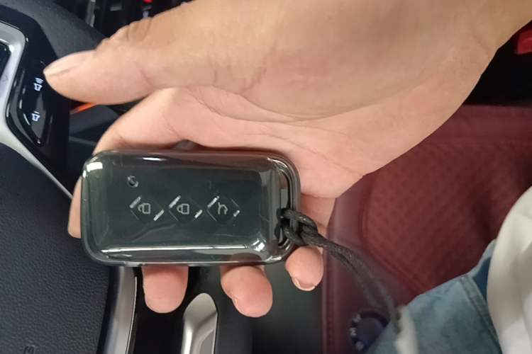 Used Wuling Xingguang 2023 150 Advanced Edition Vehicle Key