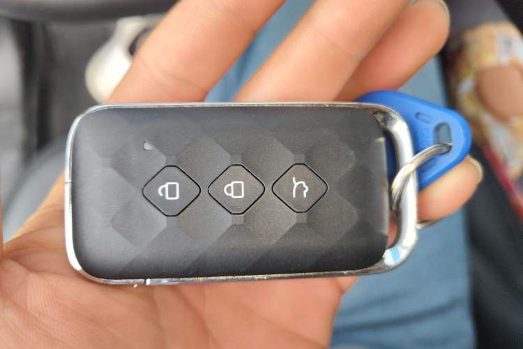 Used Wuling Xingguang 2023 150 Advanced Edition Vehicle Key