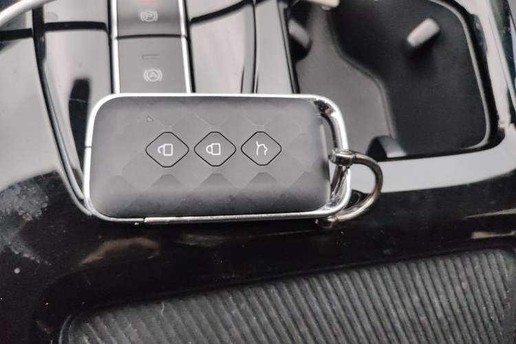 Used Wuling Xingguang 2023 150 Advanced Edition Vehicle Key