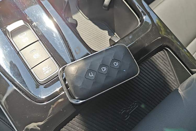 Used Wuling Xingguang 2023 150 Advanced Edition Vehicle Key