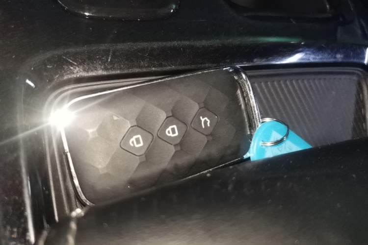 Used Wuling Xingguang 2023 150 Advanced Edition Vehicle Key