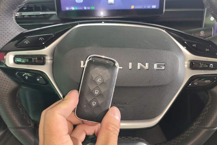 Used Wuling Xingguang 2023 150 Advanced Edition Vehicle Key