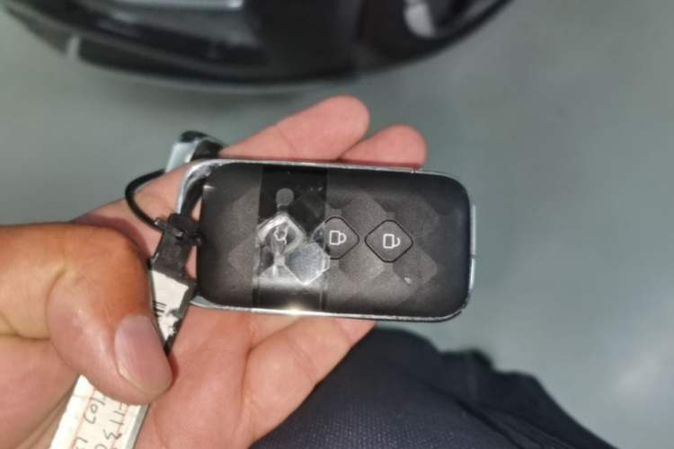 Used Wuling Xingguang 2023 150 Advanced Edition Vehicle Key