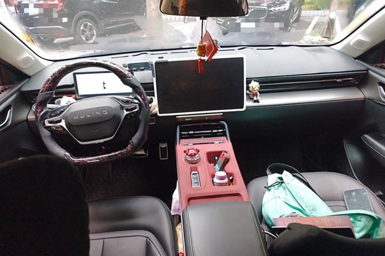 Used Wuling Xingguang 2023 150 Advanced Edition Center Console