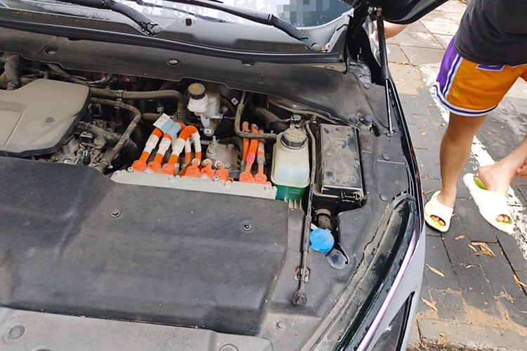 Used Wuling Xingguang 2023 150 Advanced Edition Engine Bay Left