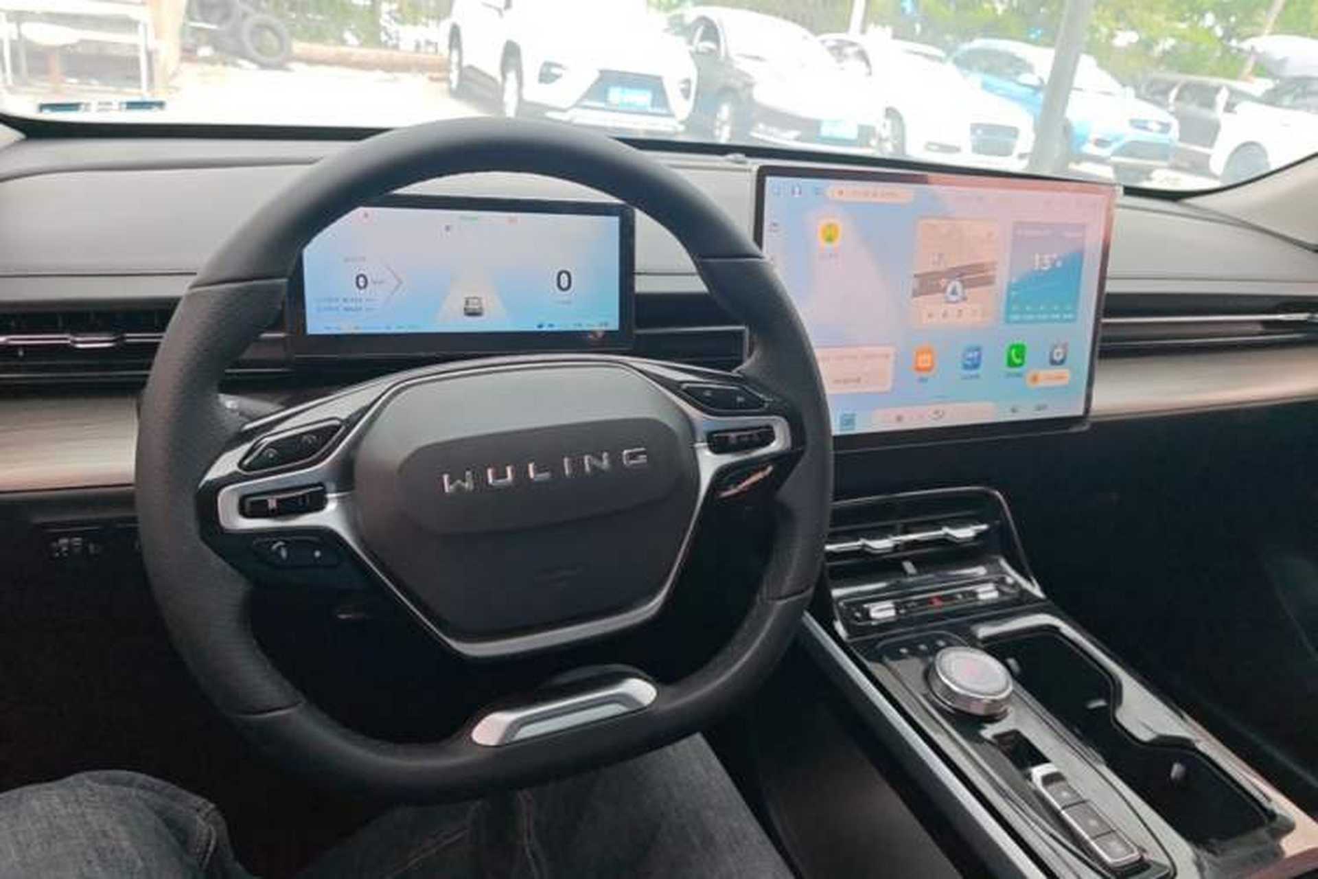 Used Wuling Xingguang 2023 150 Advanced Edition Center Console