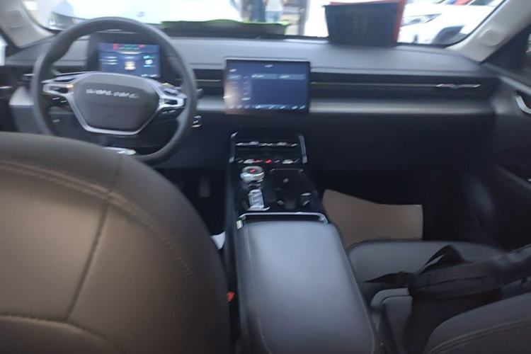 Used Wuling Xingguang 2023 70 Standard Edition Center Console