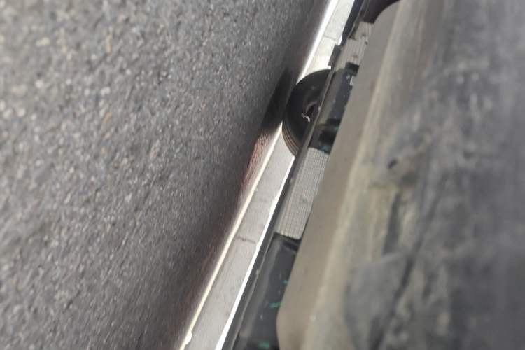 Used Wuling Xingguang 2023 70 Standard Edition Chassis Front Right