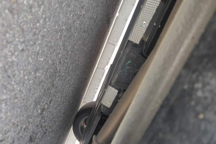 Used Wuling Xingguang 2023 70 Standard Edition Chassis Rear Right
