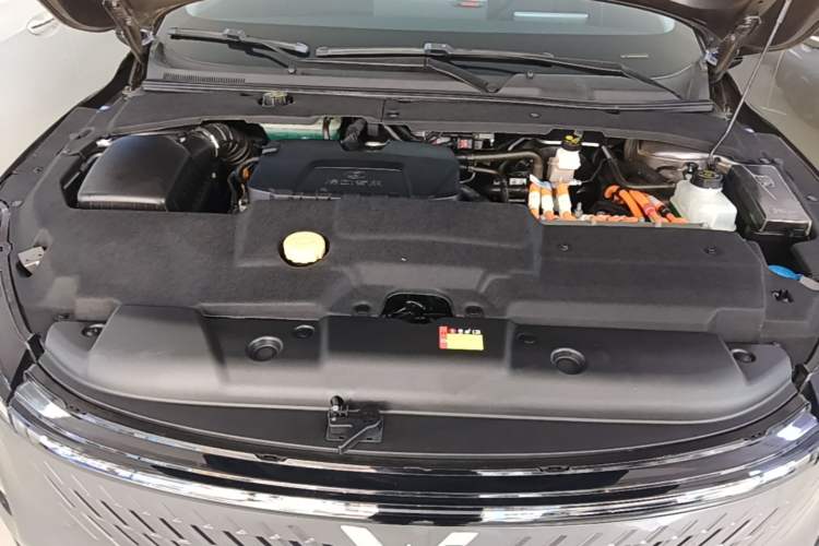 Used Wuling Xingguang 2023 150 Advanced Edition Engine Bay