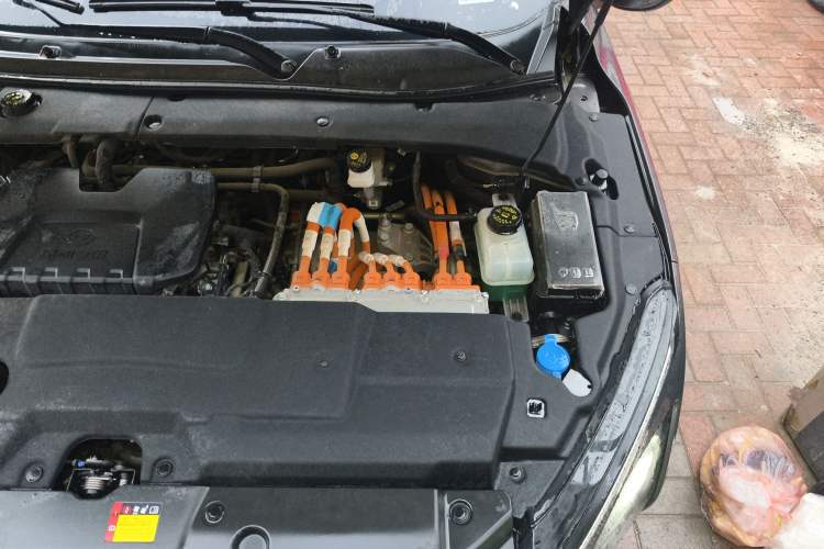 Used Wuling Xingguang 2023 70 Standard Edition Engine Bay Left