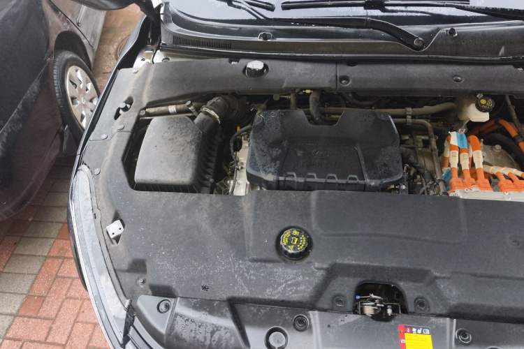 Used Wuling Xingguang 2023 70 Standard Edition Engine Bay Right