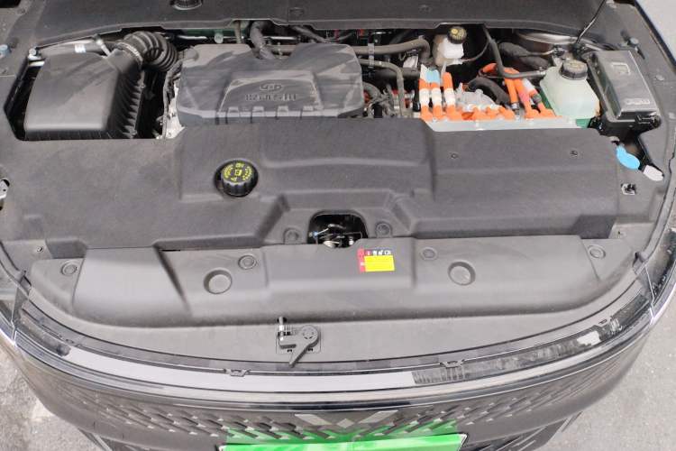 Used Wuling Xingguang 2023 150 Advanced Edition Engine Bay