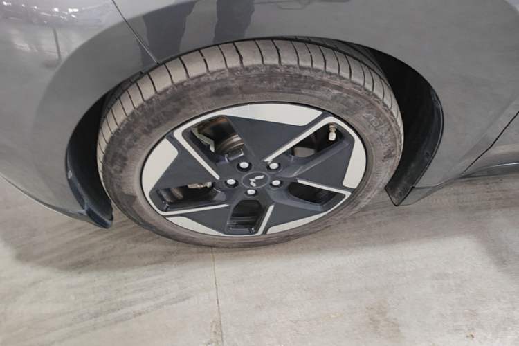 Used Wuling Xingguang 2023 150 Advanced Edition Exterior 4