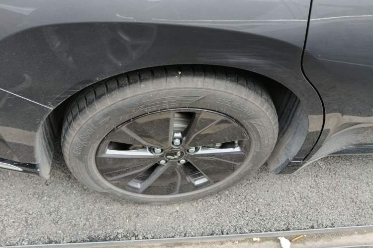 Used Wuling Xingguang 2023 70 Standard Edition Exterior 5