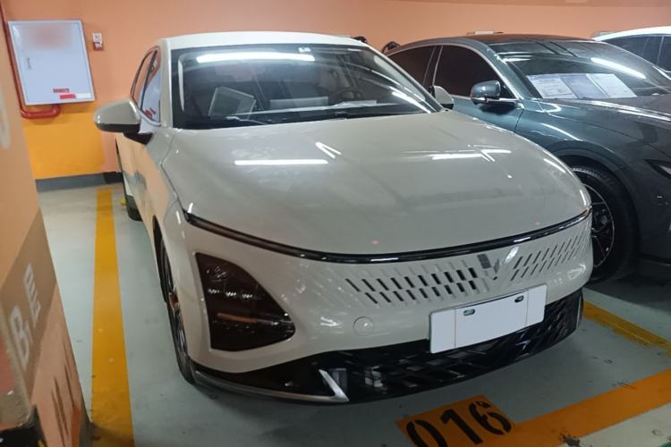 Used Wuling Xingguang 2023 150 Advanced Edition Front Right 45 Deg