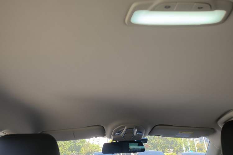 Used Wuling Xingguang 2023 150 Advanced Edition Headliner