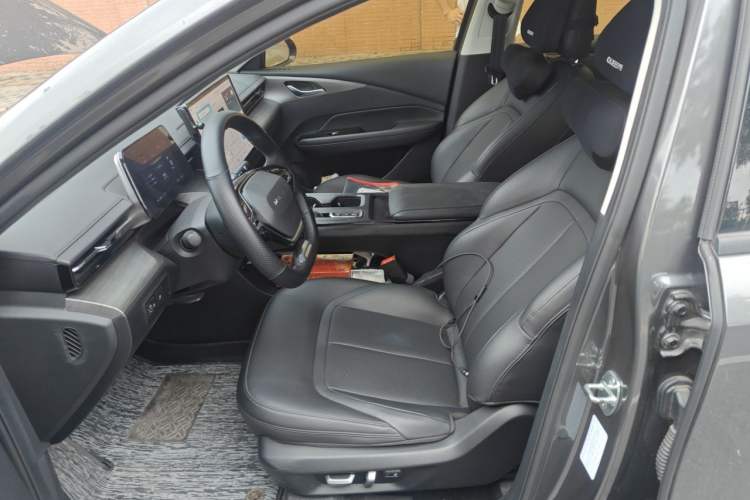 Used Wuling Xingguang 2023 70 Standard Edition Left Front Seat