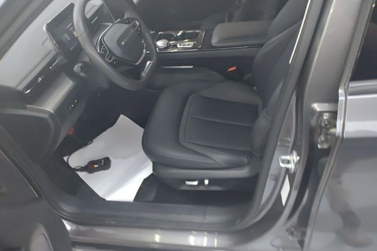 Used Wuling Xingguang 2023 70 Standard Edition Left Front Seat