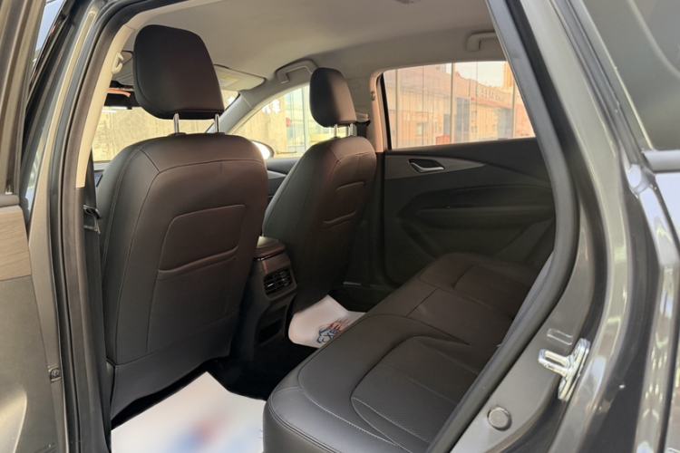 Used Wuling Xingguang 2023 70 Standard Edition Left Rear Seat