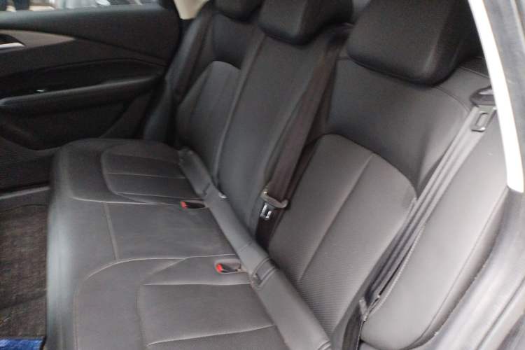 Used Wuling Xingguang 2023 150 Advanced Edition Left Rear Seat
