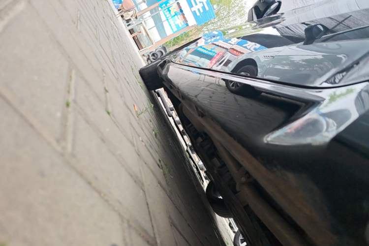 Used Wuling Xingguang 2023 150 Advanced Edition Left Side Sill