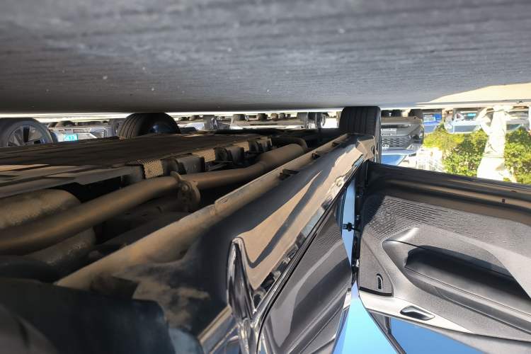 Used Wuling Xingguang 2023 150 Advanced Edition Left Side Sill