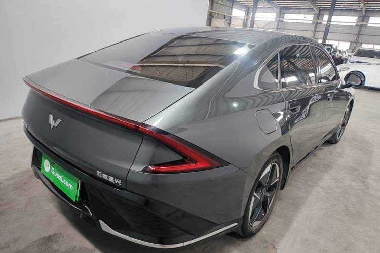 Used Wuling Xingguang 2023 150 Advanced Edition Rear Right 45 Deg