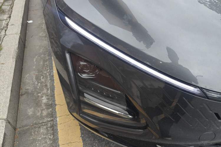 Used Wuling Xingguang 2023 70 Standard Edition Right Front Headlight
