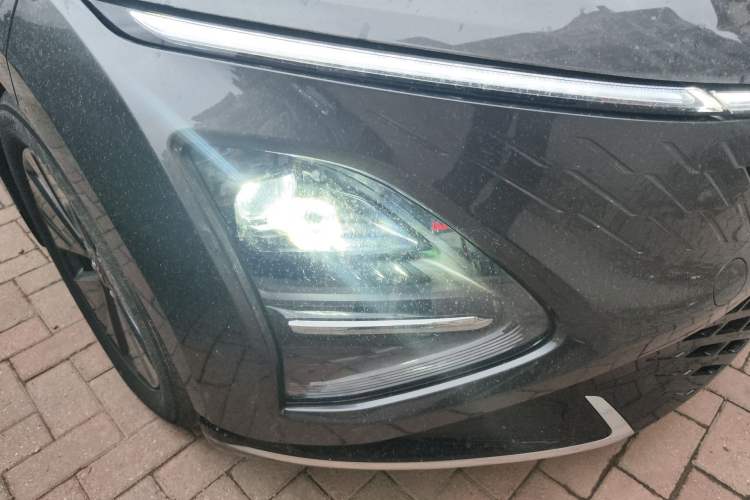 Used Wuling Xingguang 2023 70 Standard Edition Right Front Headlight