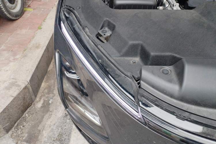 Used Wuling Xingguang 2023 150 Advanced Edition Right Front Headlight